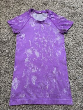 Lululemon Short Sleeve Swiftly size 2